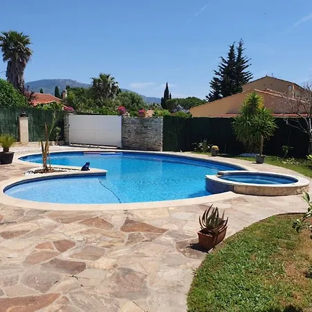וילה Au Calme Avec Piscine Privative *